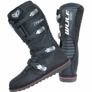 RIDING BOOTS
